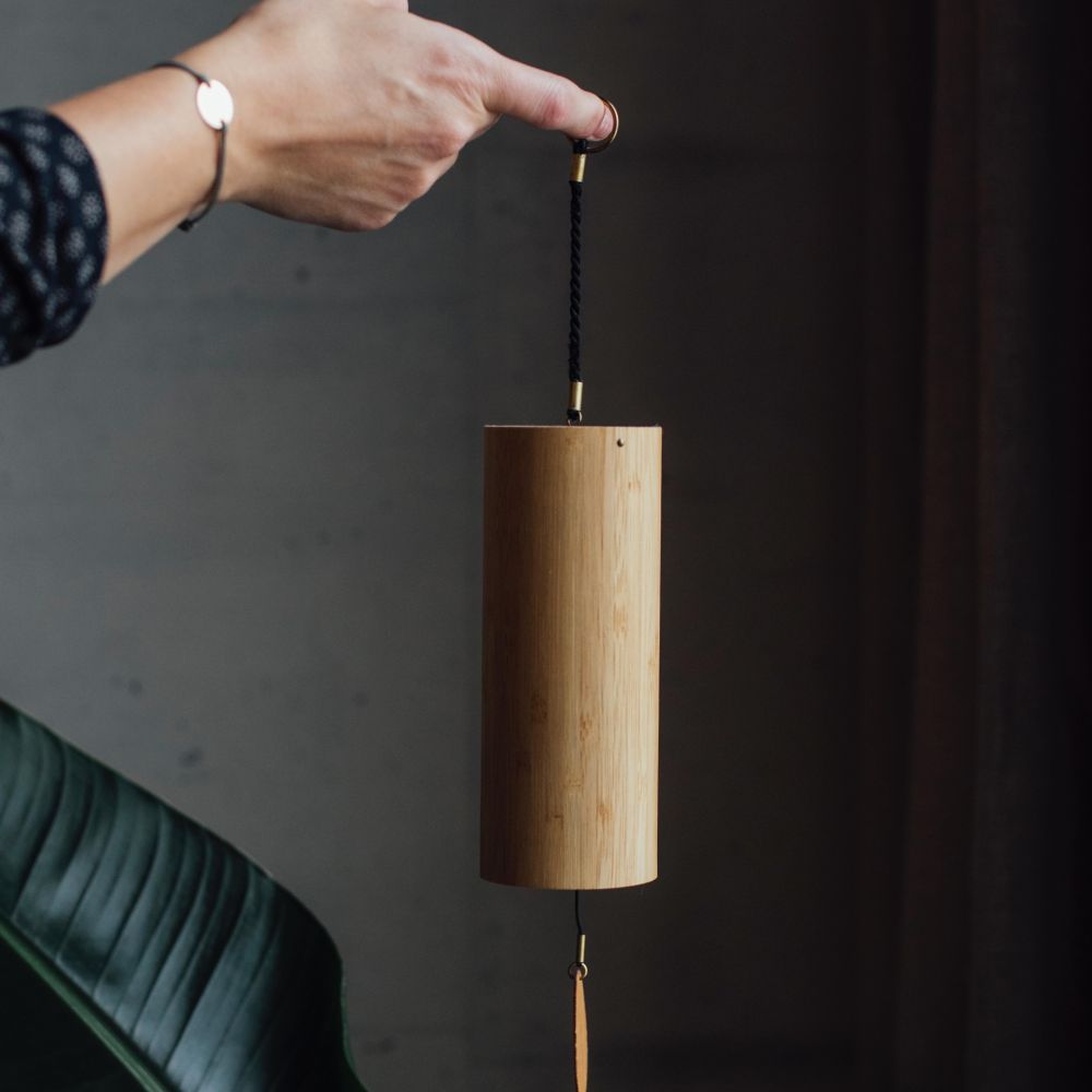 “Nach einer wohltuenden Massage in tiefste Entspannung gefallen? – wir wecken dich sanft mit den harmonischen Klängen der Koshi-Glocken. ✨🌿 Pure Erholung für Körper und Geist.

#sanfteserwachen #koshiklangspiel #myamayamoment #amayaaarau #aarau #kosmetikaarau #weloveaarau #aeschbachquartier #massage #spamoments #sparitual #beautytreatment #skincare #selfcare